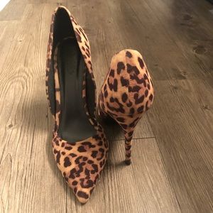 Leopard Print Pumps